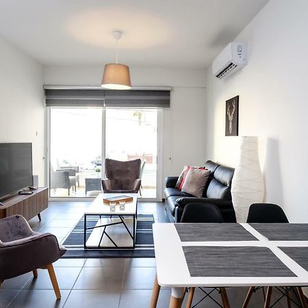 Ferienwohnung Book Me Now Central Flat Larnaka Exterior foto
