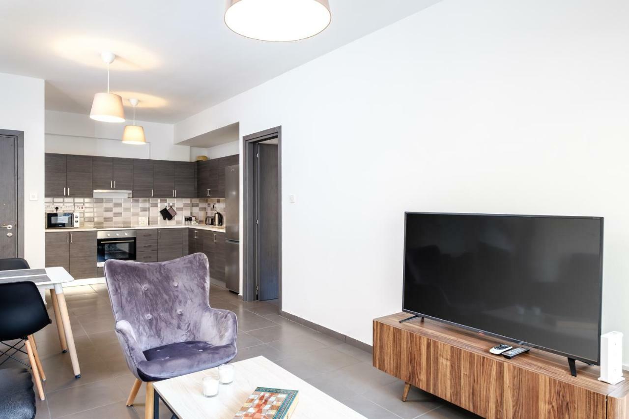Ferienwohnung Book Me Now Central Flat Larnaka Exterior foto